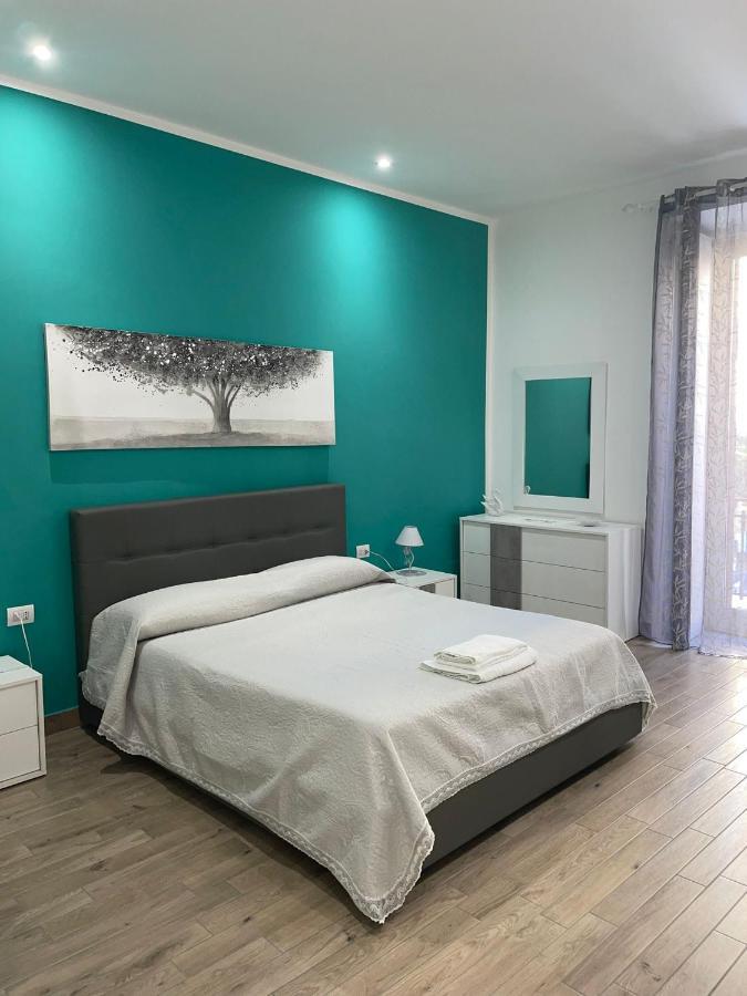 Dormire A Napoli Centro Holiday House Casa Vacanza Екстер'єр фото