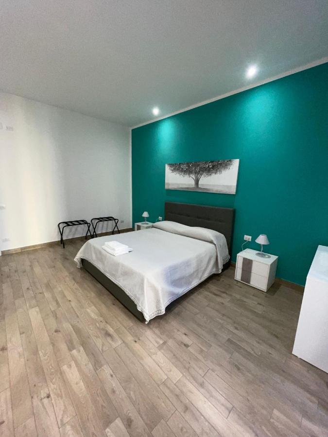 Dormire A Napoli Centro Holiday House Casa Vacanza Екстер'єр фото