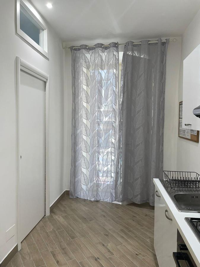 Dormire A Napoli Centro Holiday House Casa Vacanza Екстер'єр фото